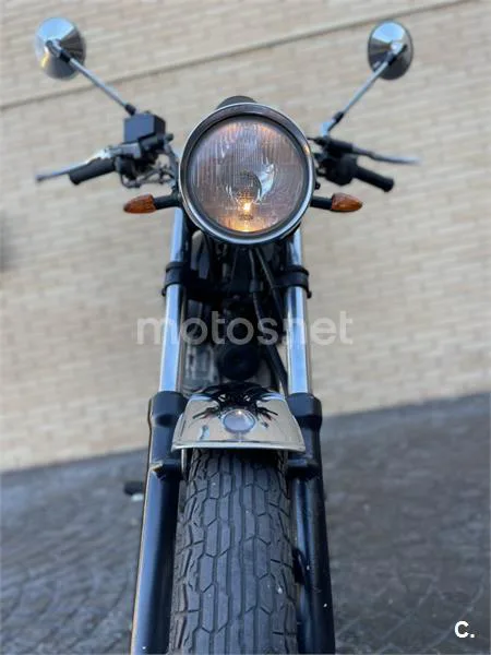 Suzuki TU250X - Vista 3