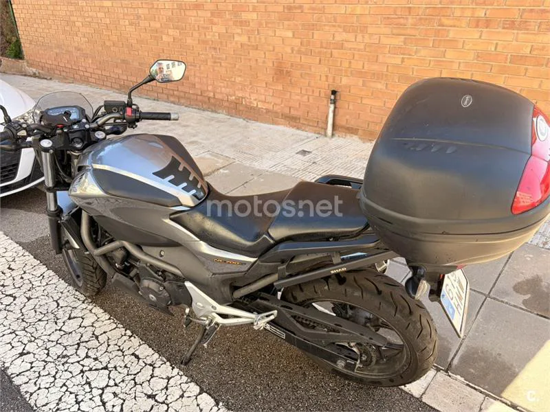 Honda NC 700 S – Vista 4