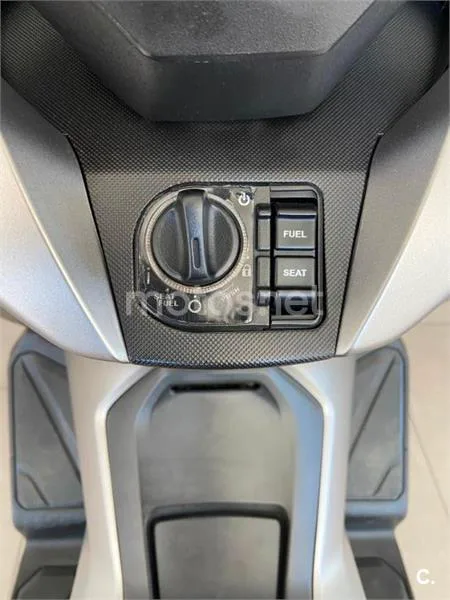 Honda Forza – Vista 3