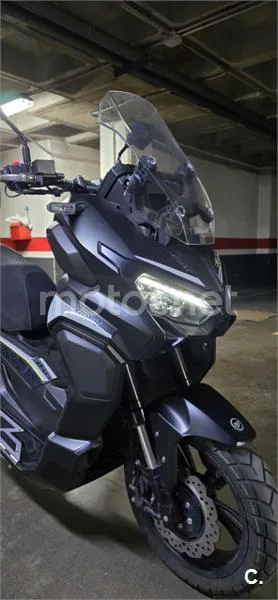 Keeway Vieste 300 XDV – Vista 11