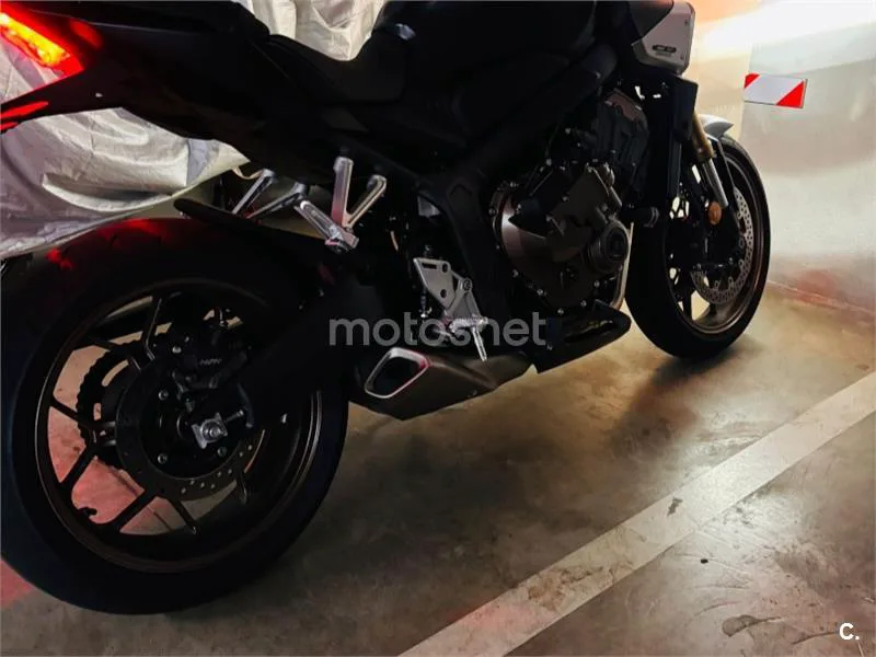 Honda CB 650 R – Vista 3