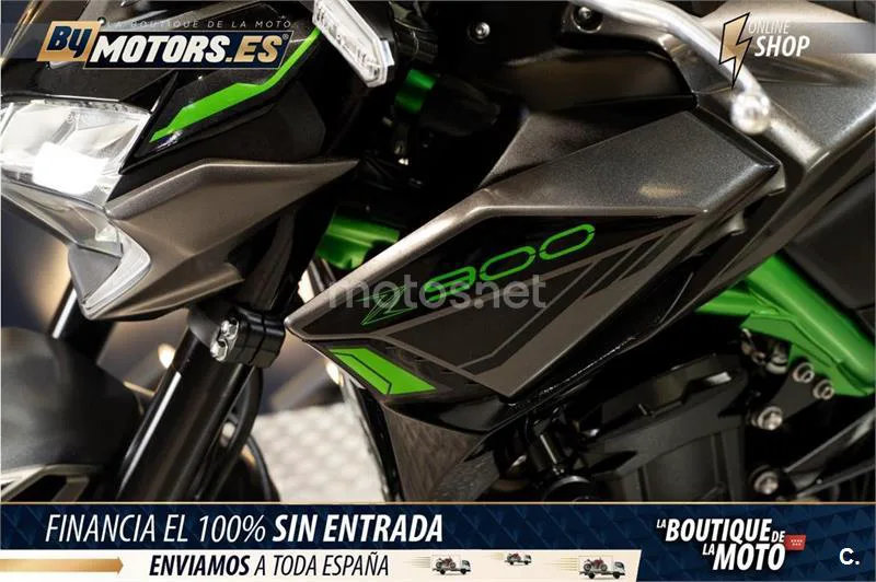 Kawasaki Z900 – Vista 12