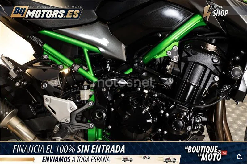 Kawasaki Z900 – Vista 15