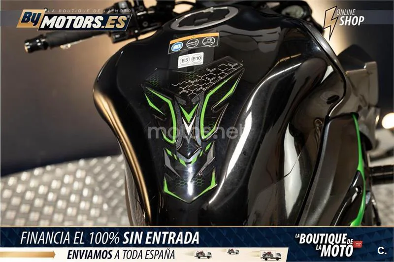 Kawasaki Z900 – Vista 20