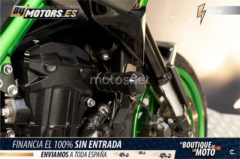 Kawasaki Z900 – Vista 23