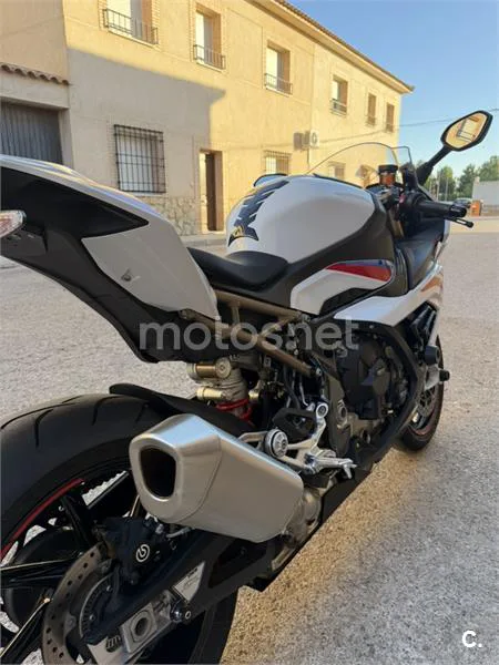 BMW S 1000 RR – Vista 7