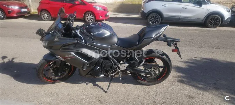 Kawasaki Ninja 650 – Vista 8
