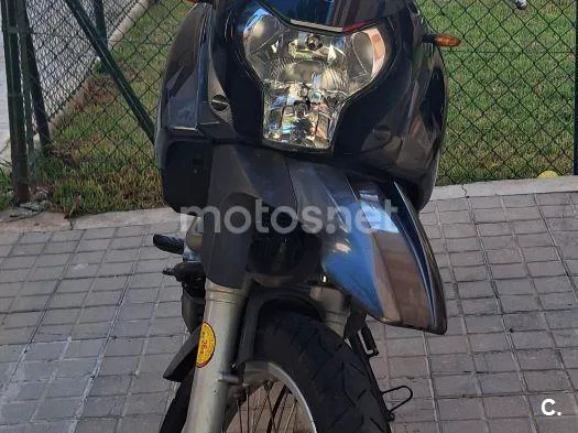 Aprilia Pegaso 650 Trail – Vista 3
