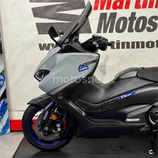 Yamaha TMAX 560 – Vista 13
