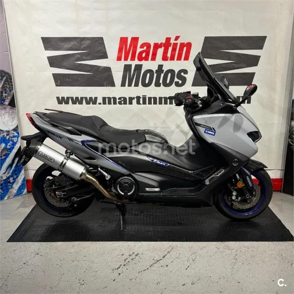 Yamaha TMAX 560 – Vista 3