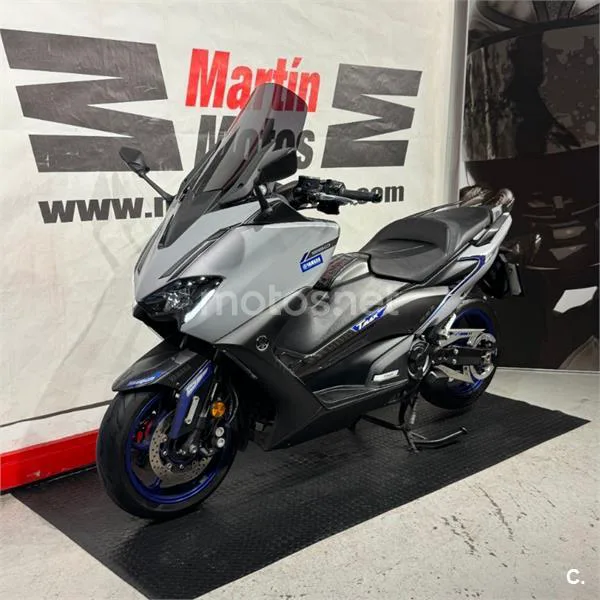 Yamaha TMAX 560 – Vista 8