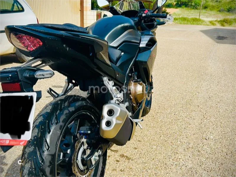 Honda CBR 500 R – Vista 10