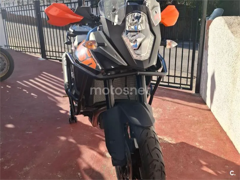 KTM 1050 Adventure – Vista 6