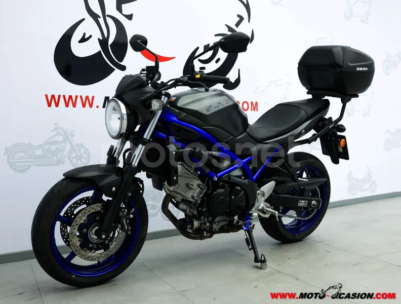 Suzuki SV 650 – Vista 8