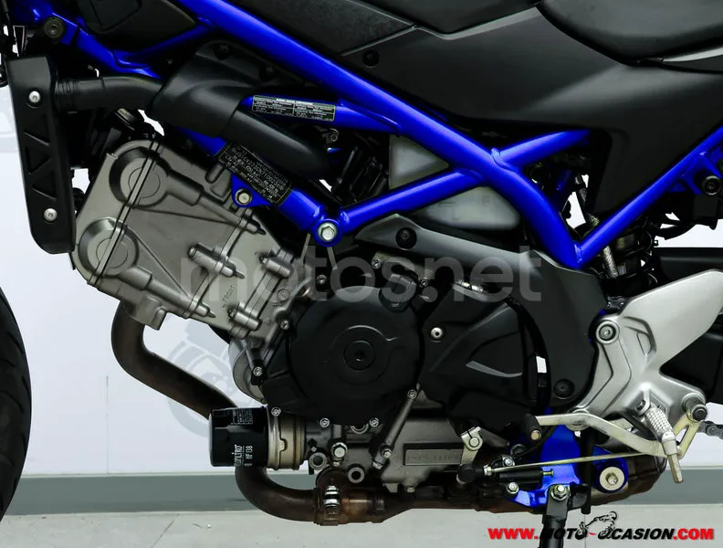 Suzuki SV 650 – Vista 10