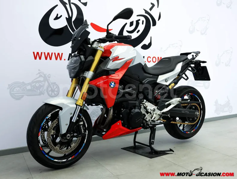 BMW F 900 R – Vista 8