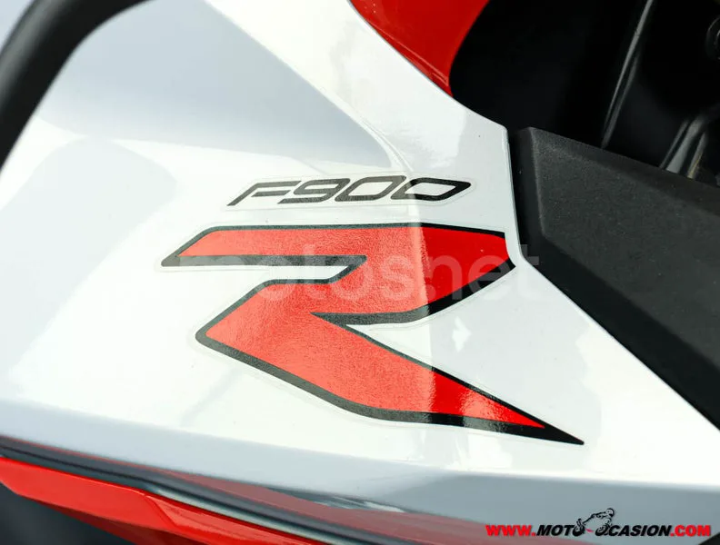 BMW F 900 R – Vista 9