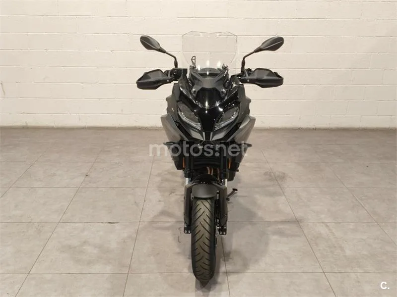 BMW F 900 XR – Vista 3
