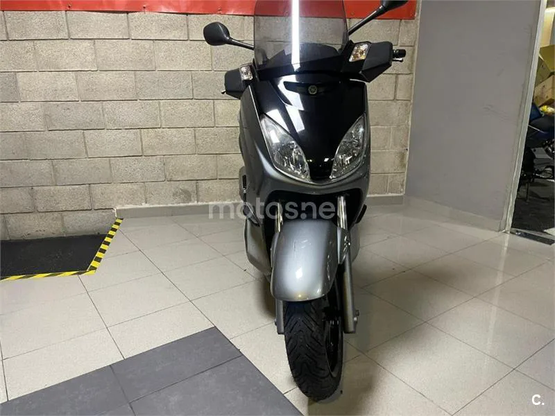 Yamaha XMAX 250 – Vista 4