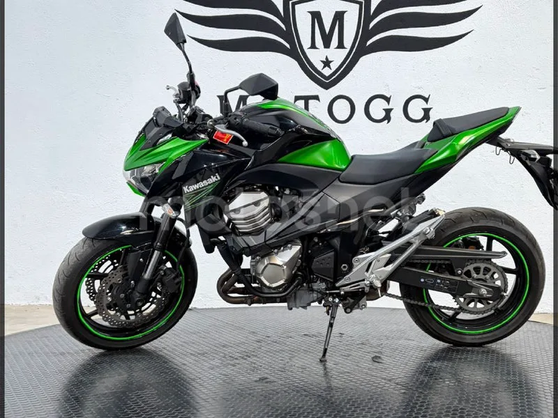 Kawasaki Z800 – Vista 5