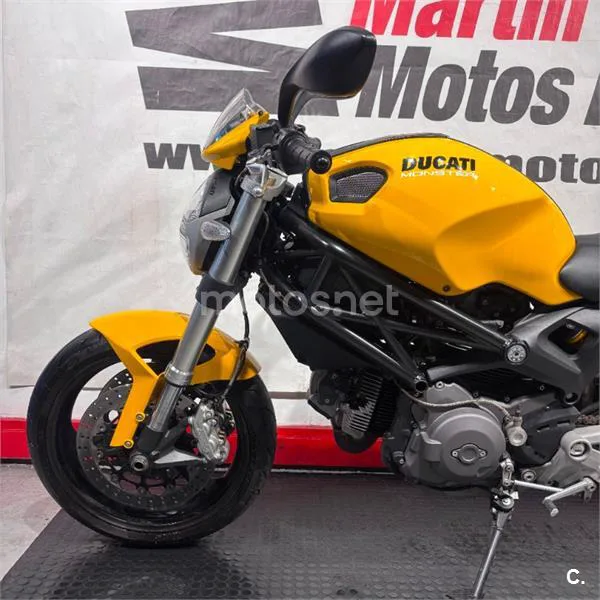 Ducati Monster 696 – Vista 11
