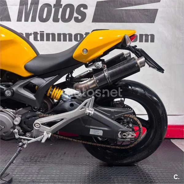 Ducati Monster 696 – Vista 12