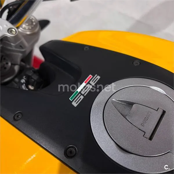 Ducati Monster 696 – Vista 9