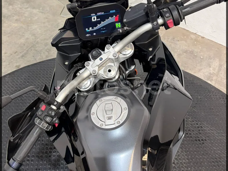 BMW F 900 XR – Vista 8