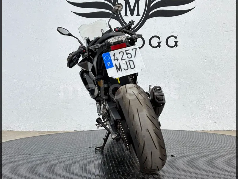 BMW F 900 XR – Vista 9