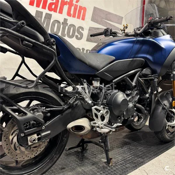 Yamaha Niken – Vista 4