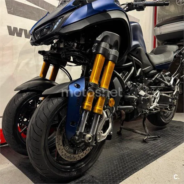 Yamaha Niken – Vista 7