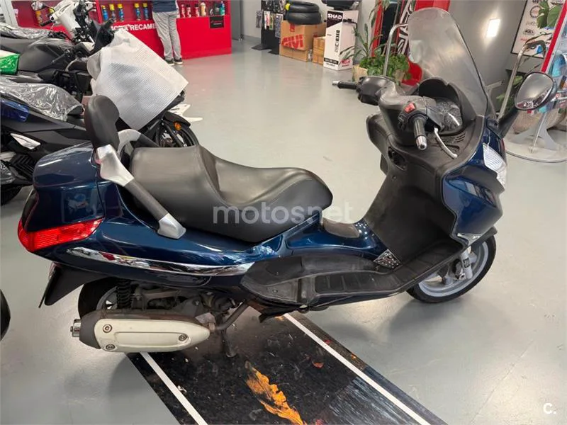 Piaggio X8 125 – Vista 3