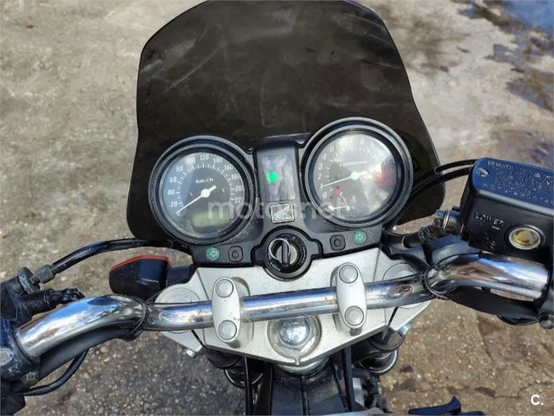 Honda CBF 600 N – Vista 4