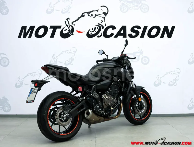 Yamaha MT-07 – Vista 3