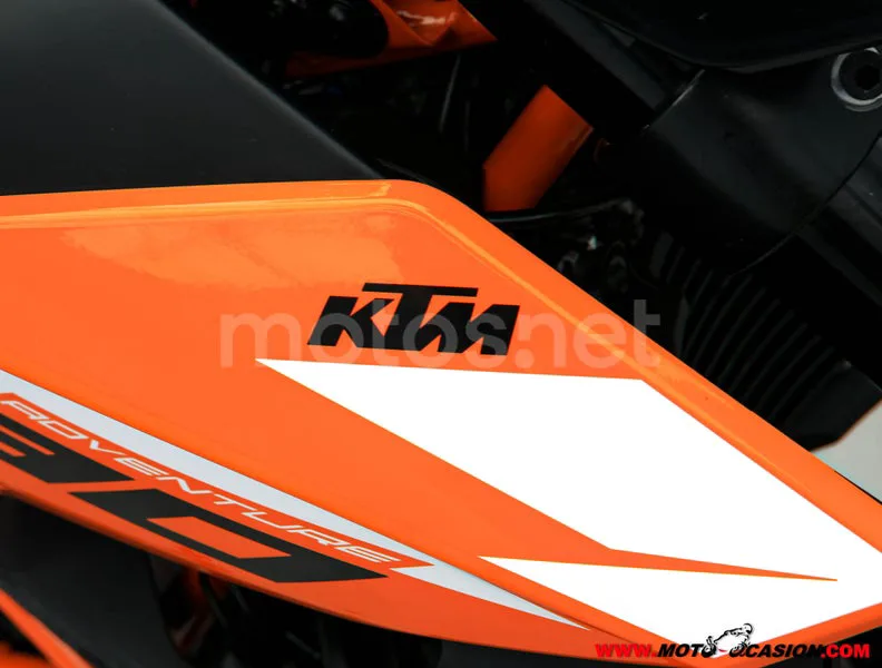 KTM 390 – Vista 8