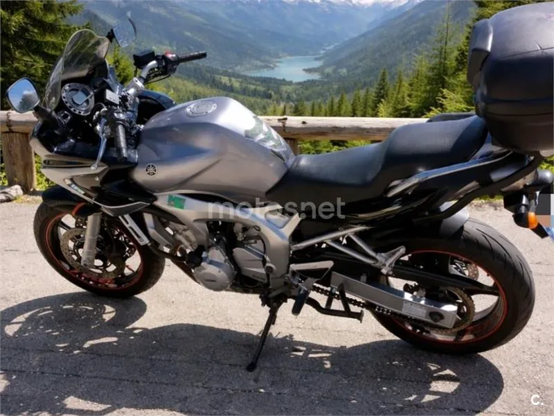 Yamaha FZ6 Fazer – Vista 3