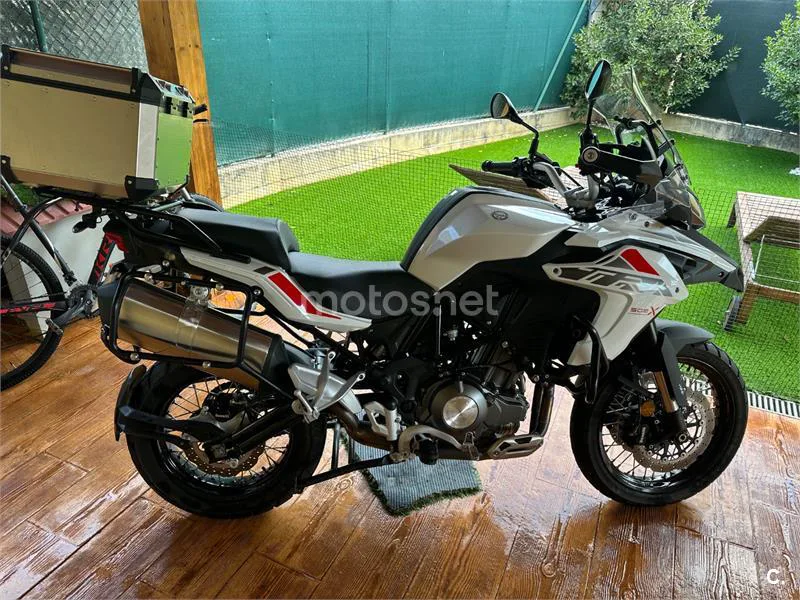 Benelli TRK 502 – Vista 3