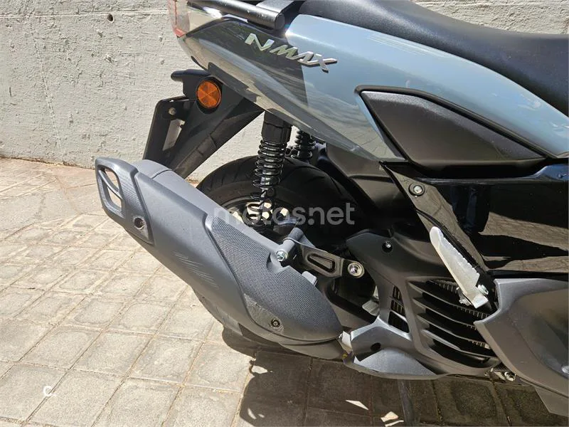 Yamaha NMAX – Vista 7