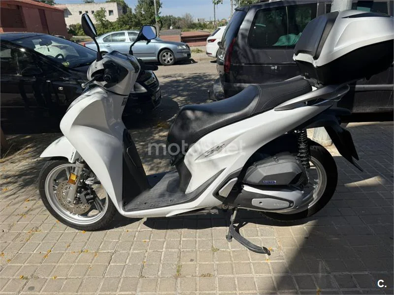 Honda SH 125i – Vista 6