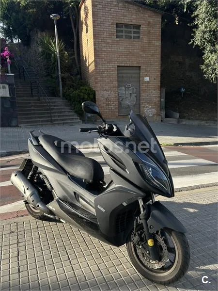 Kymco K-XCT 125i – Vista 6