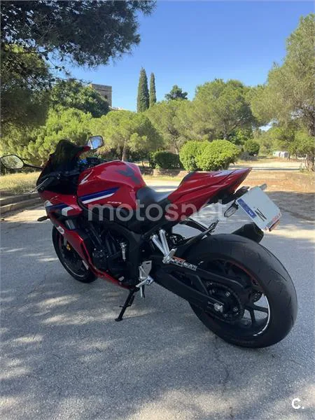 Honda CBR 650 R – Vista 7