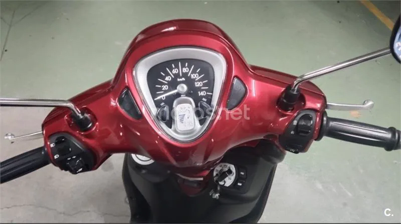 Yamaha D'elight 125 – Vista 5