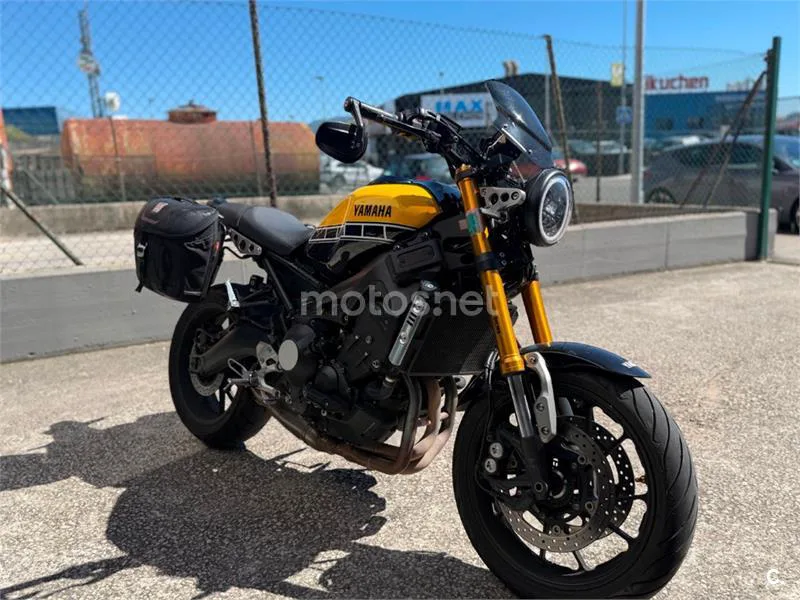 Yamaha XSR 900 – Vista 4