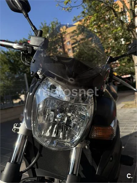 Suzuki GSR 600 – Vista 8