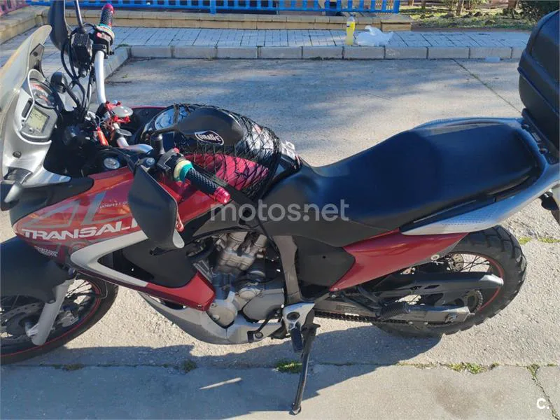 Honda Transalp XL 700 V – Vista 5