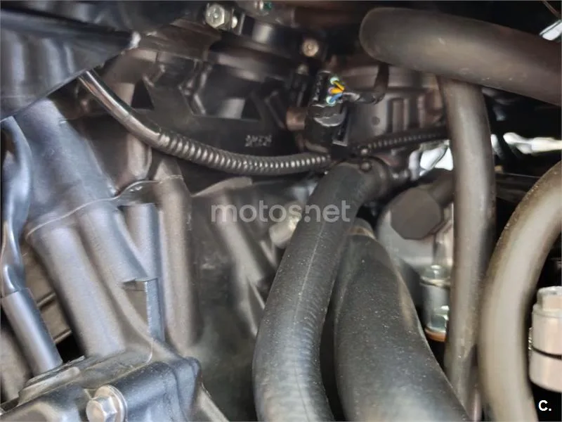 Honda CBR 600 RR – Vista 12