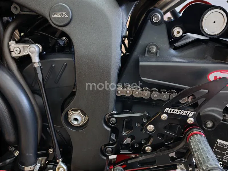 Honda CBR 600 RR – Vista 14
