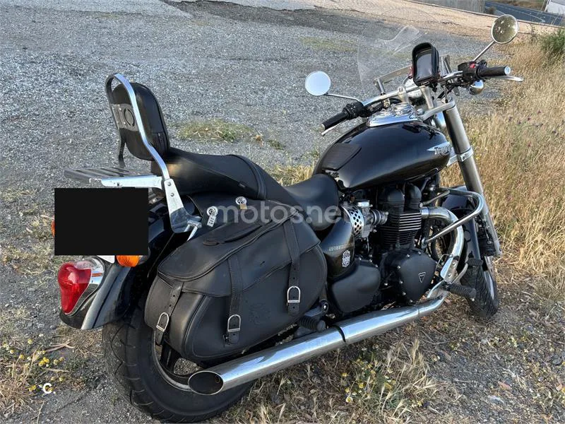Triumph Speedmaster 900 – Vista 6