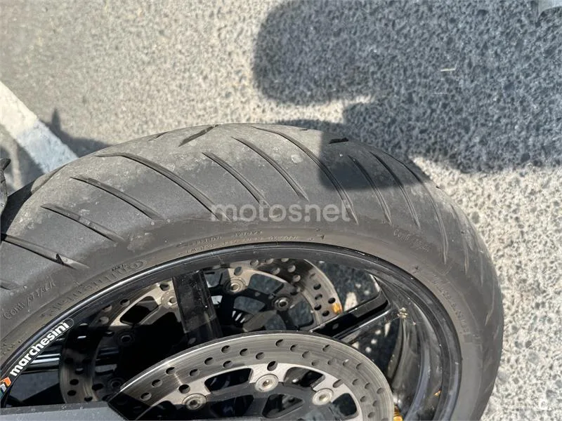 KTM 990 SM - Vista 7