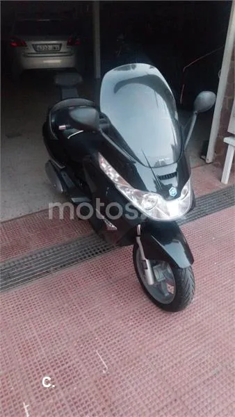 Piaggio X8 125 – Vista 4
